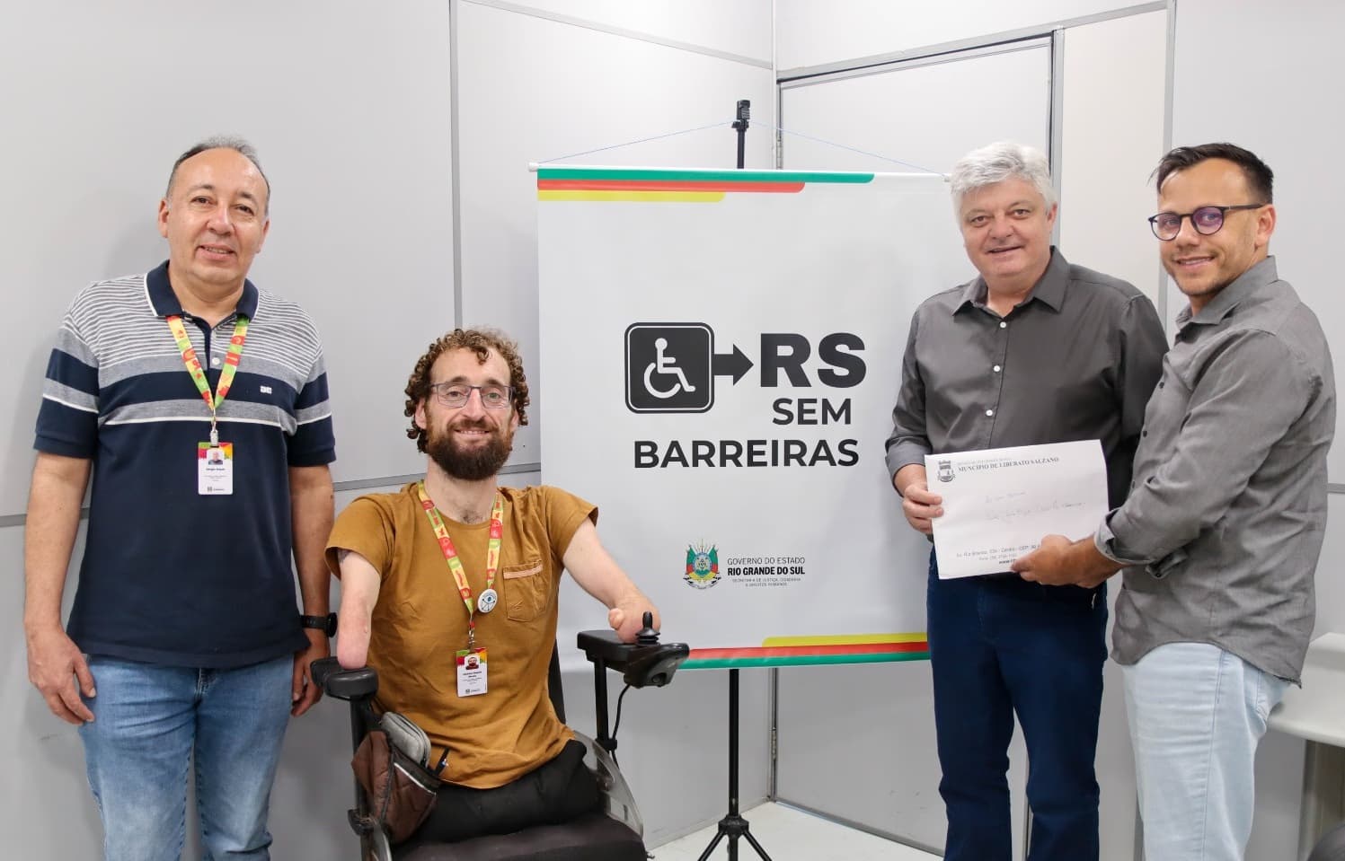 Prefeito Gilson de Carli reforça demandas de Liberato Salzano na capital do Estado