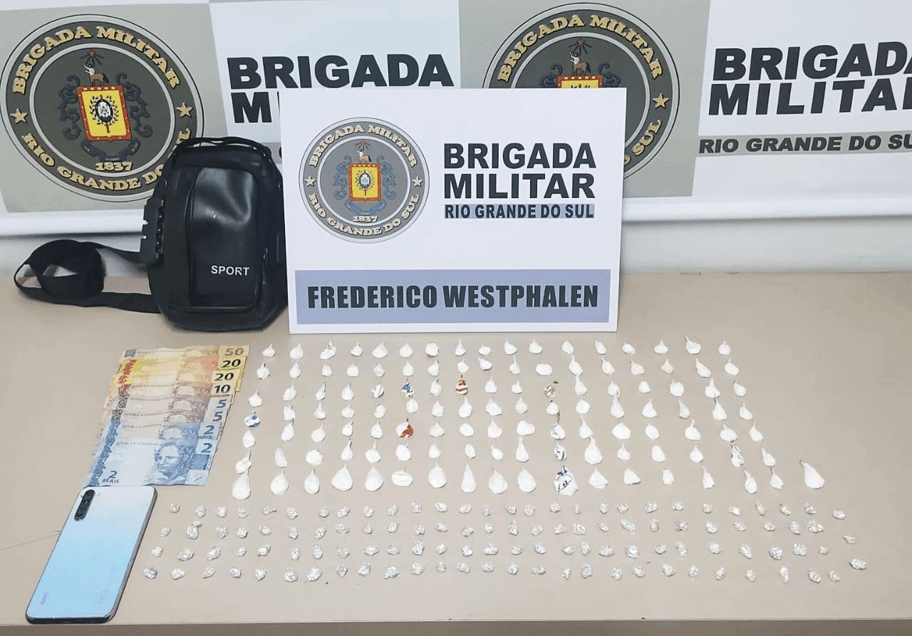 Jovem é preso por tráfico de drogas em Frederico Westphalen