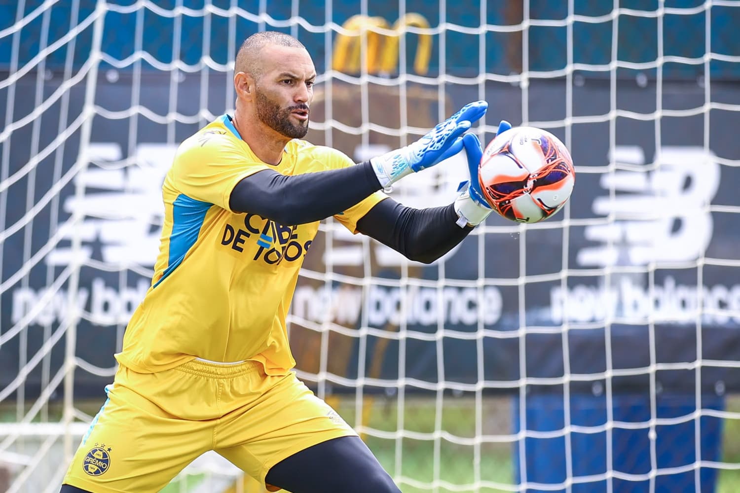 Grêmio abre semana de trabalhos no CT após goleada