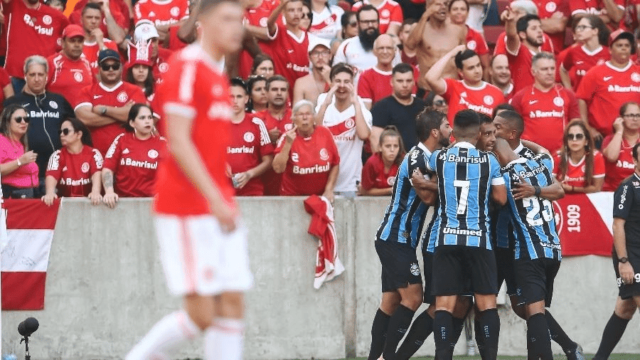 Grêmio vence o Inter no primeiro jogo das finais do Gauchão