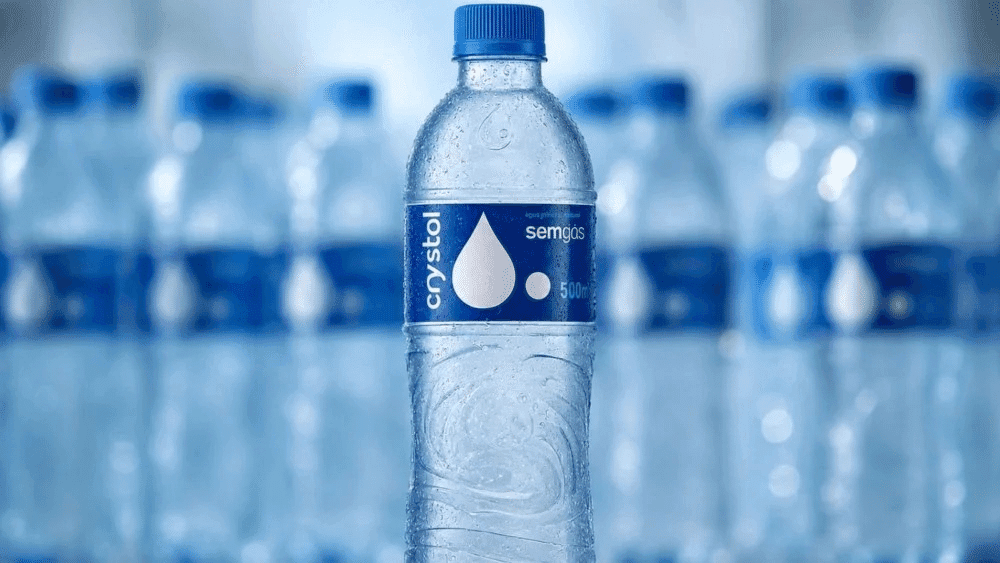 Anvisa determina recolhimento de lote da água mineral Crystal sem gás