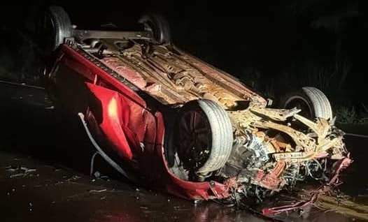 Saída de pista seguida de capotamento é registrada em Iraí