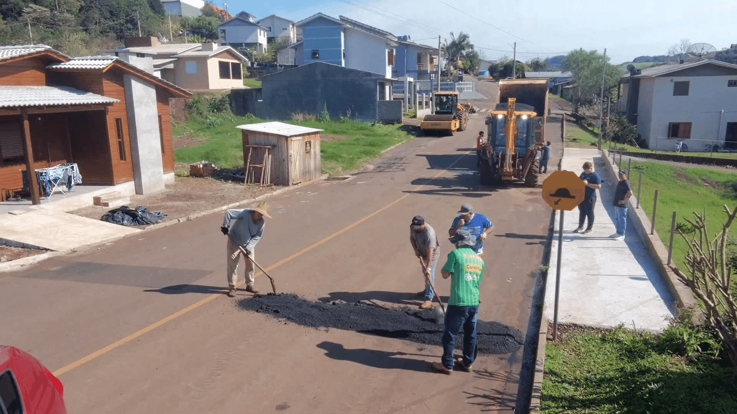 Liberato Salzano amplia melhorias e intensifica manutenção das vias urbanas