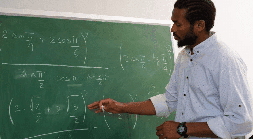 Governo do RS encaminha projeto à Assembleia prevendo reajuste para professores estaduais